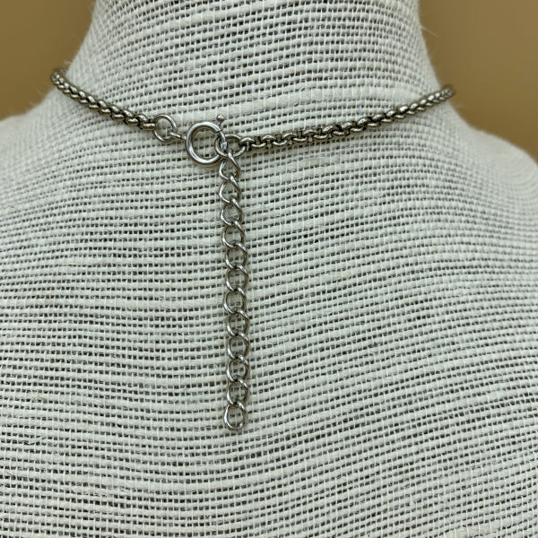 Halskette „Theresa“ mit tropfenförmigem Anhänger und ovalem Swarovski®-Kristall