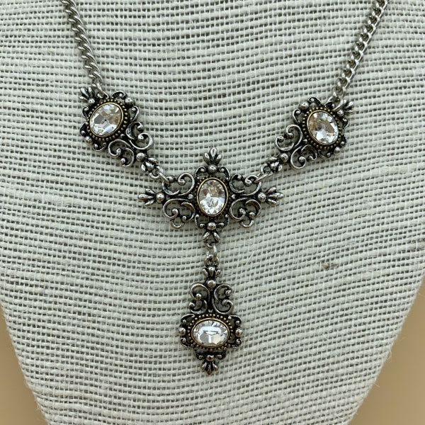 Halskette „Klarissa“, Collier mit vier Anhängern mit Swarovski®-Kristall