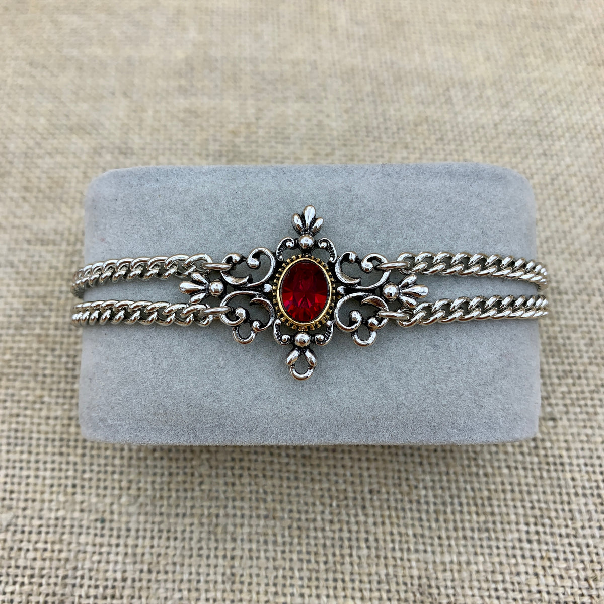 Zweireihiges Armband „Klari“ mit Swarovski®-Kristall im Mittelteil