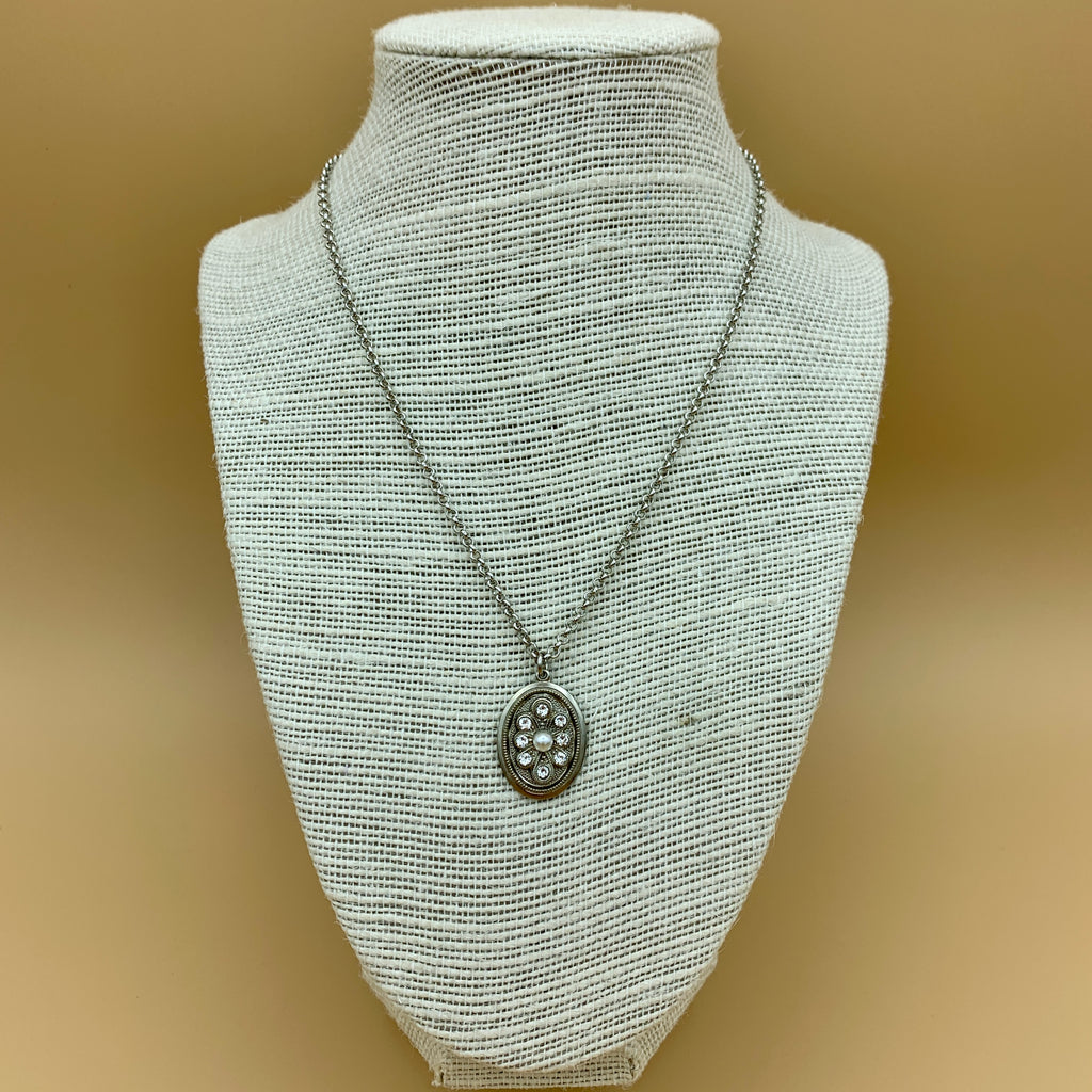 Halskette „Anne“ mit Anhängern aus Swarovski®-Steinen und Perlen