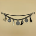 Zweireihiges Charivari „Franz“ mit Trophäen und Münzen