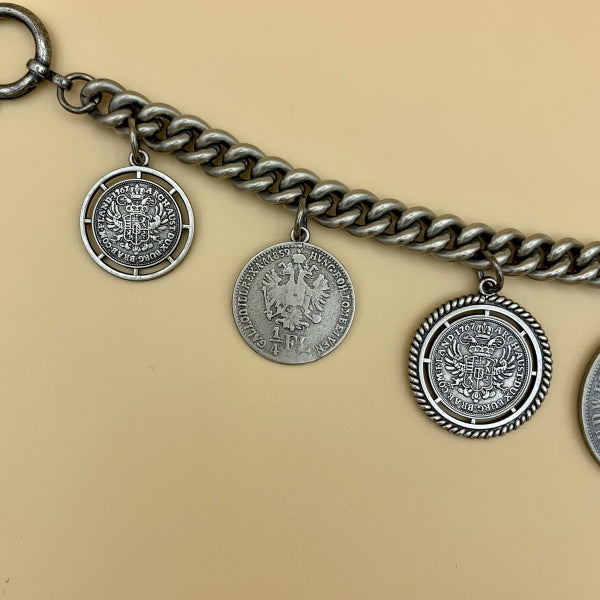 Charivari „Sebastian“, einreihige Kette mit sieben Münzen