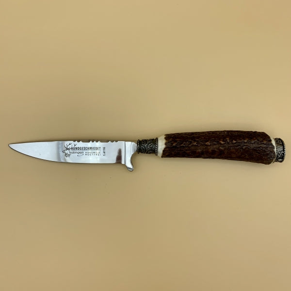 Trachtenmesser „Ludwig“ mit Horngriff und Kappe mit dem Gesicht von König Ludwig II.