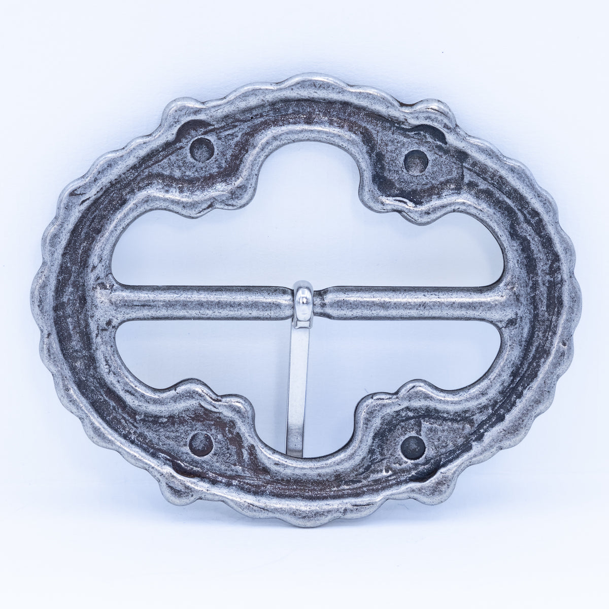 Breite silberfarbene Schließe mit Dorn und 4 cm Steg