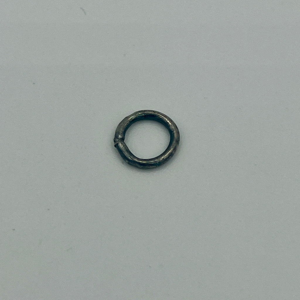 Federring-Karabiner mit Montagering in Altsilber