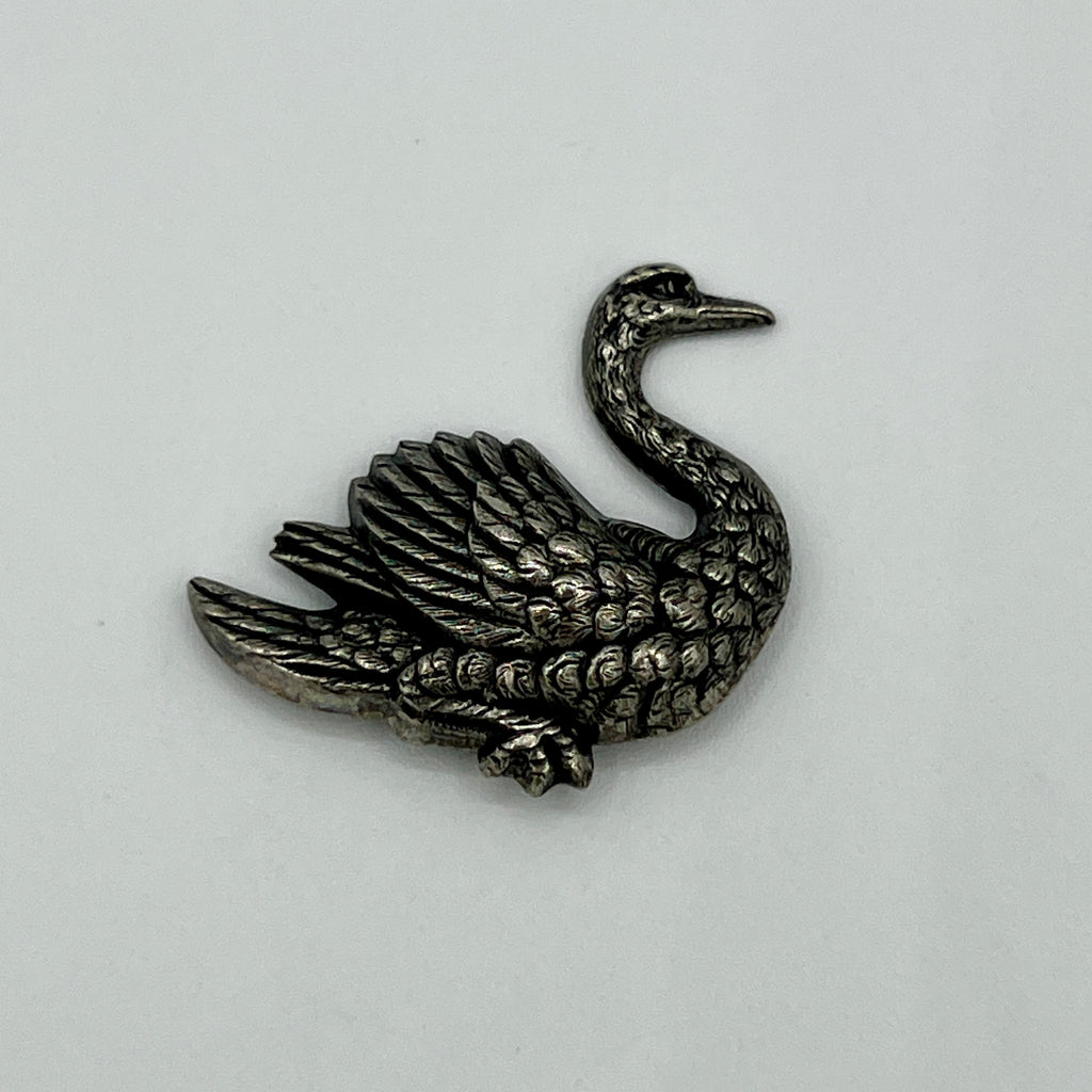 Schwan-Anstecknadel im Antik-Silber-Look