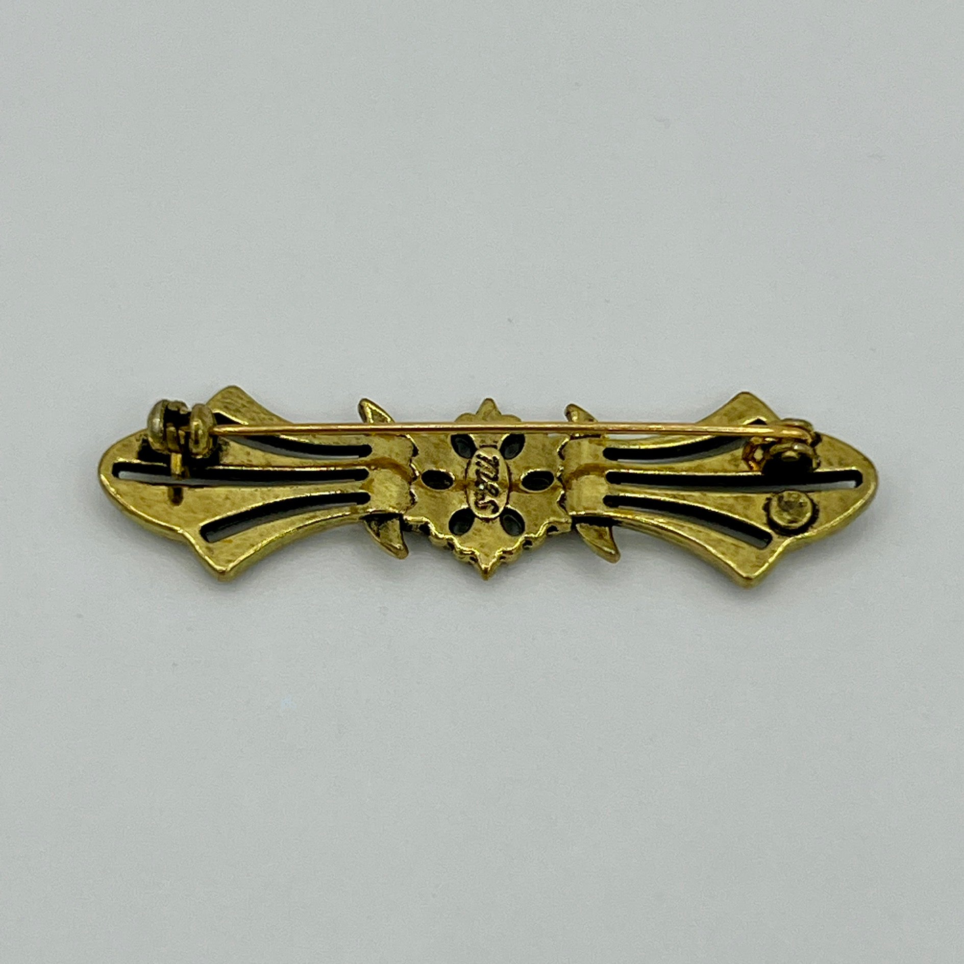 Lange Ornament-Anstecknadel im Antik-Messing-Look
